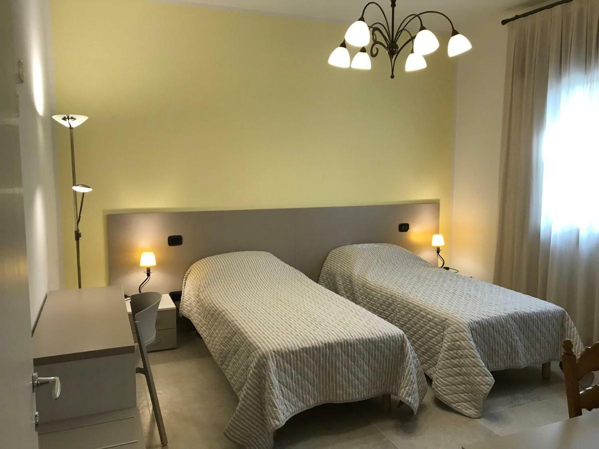 Borgo Barucchella Hotell Sant'Andra Eksteriør bilde