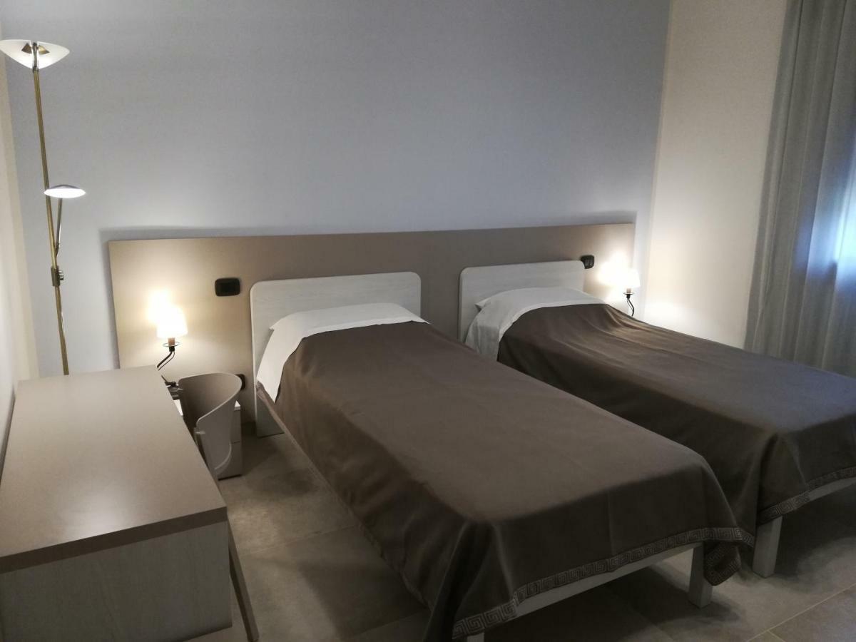 Borgo Barucchella Hotell Sant'Andra Eksteriør bilde